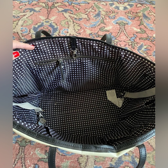 Dwell studio tote/diaper bag, good used condition - Picture 5 of 7